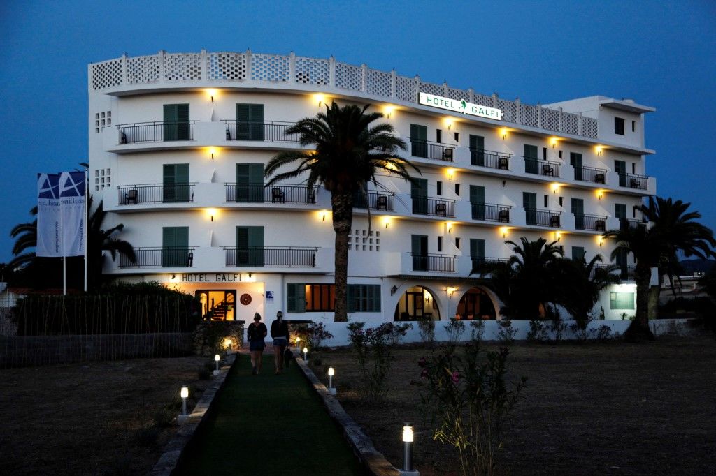 Sant Antoni de Portmany Azuline Hotel Galfi מראה חיצוני תמונה