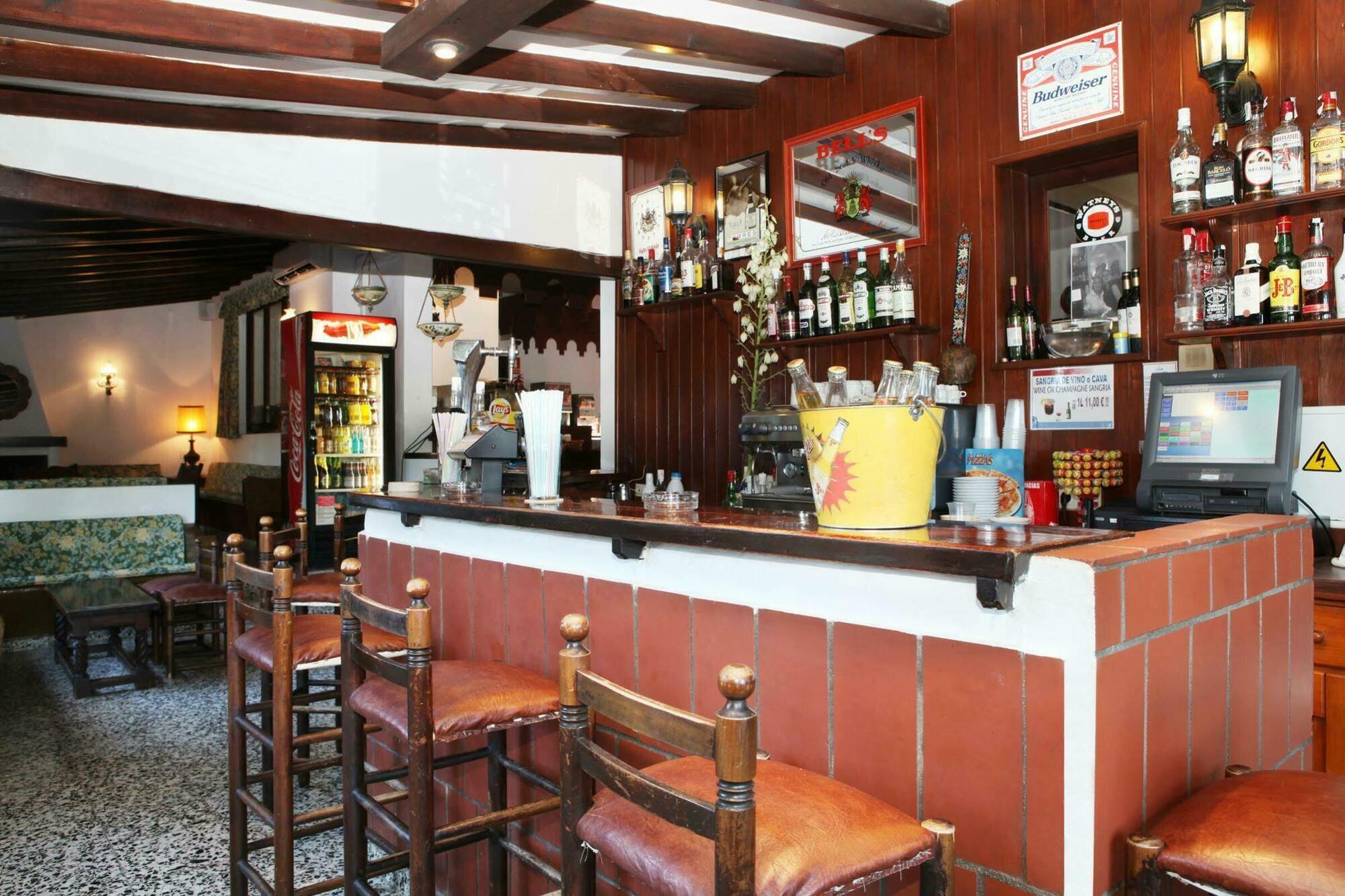 Sant Antoni de Portmany Azuline Hotel Galfi (Adults Only) מראה חיצוני תמונה
